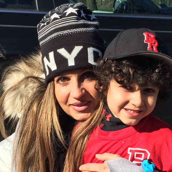 Meet your Posher, Ronnieann - Picture 2 of 2